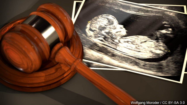 Florida exigirá el consentimiento parental para que una menor aborte