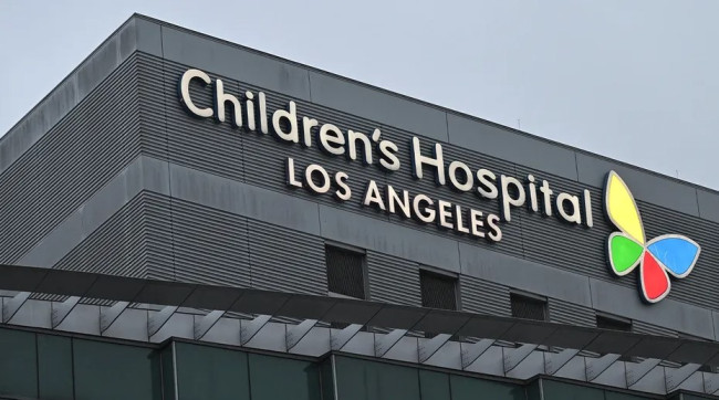El Hospital Infantil de Los Ángeles cierra su centro transgénero