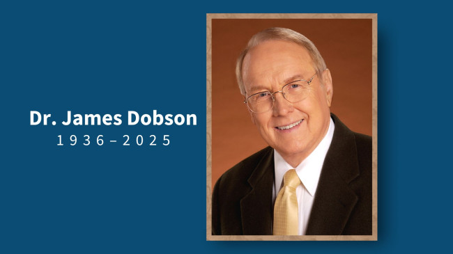 El Dr. James Dobson, líder cristiano evangélico, falleció a los 89 años.