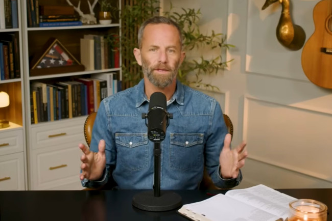 Kirk Cameron defiende la teología antibíblica del aniquilacionismo.