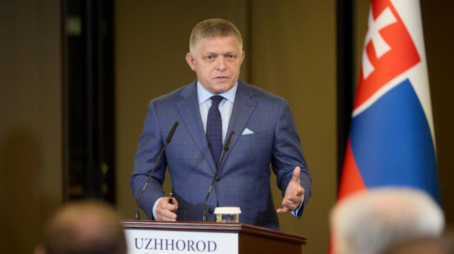 Eslovaquia prohíbe la adopción de niños en parejas homosexuales